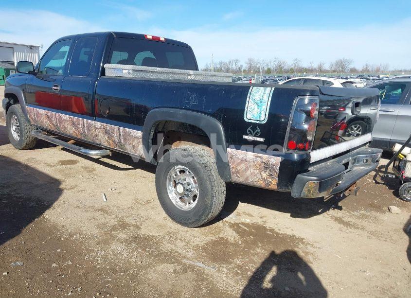 Photo 3 of 2006 Chevrolet Silverado 2500HD LT1 (VIN 1GCHK29U56E249162)