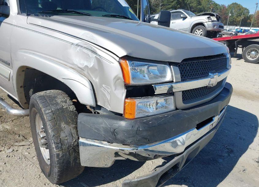 Photo 6 of 2004 Chevrolet Silverado 2500HD LS (VIN 1GCHK29U64E354452)