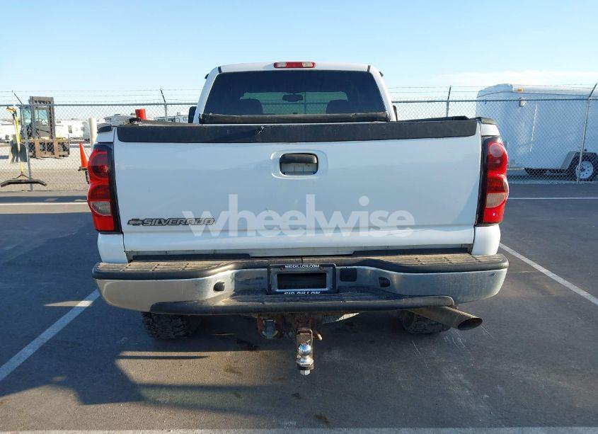 Photo 16 of 2007 Chevrolet Silverado 2500HD CLASSIC LT1 (VIN 1GCHK29U67E199504)