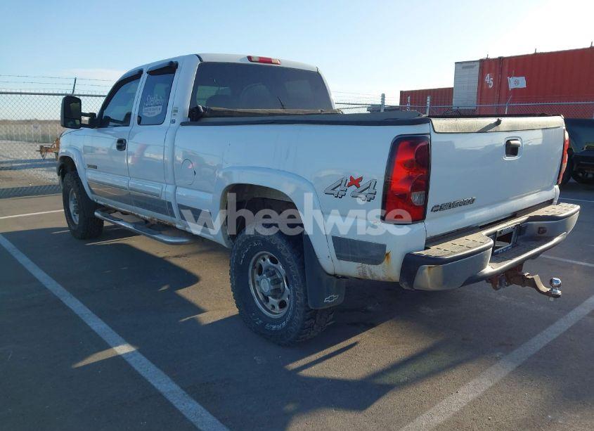 Photo 3 of 2007 Chevrolet Silverado 2500HD CLASSIC LT1 (VIN 1GCHK29U67E199504)