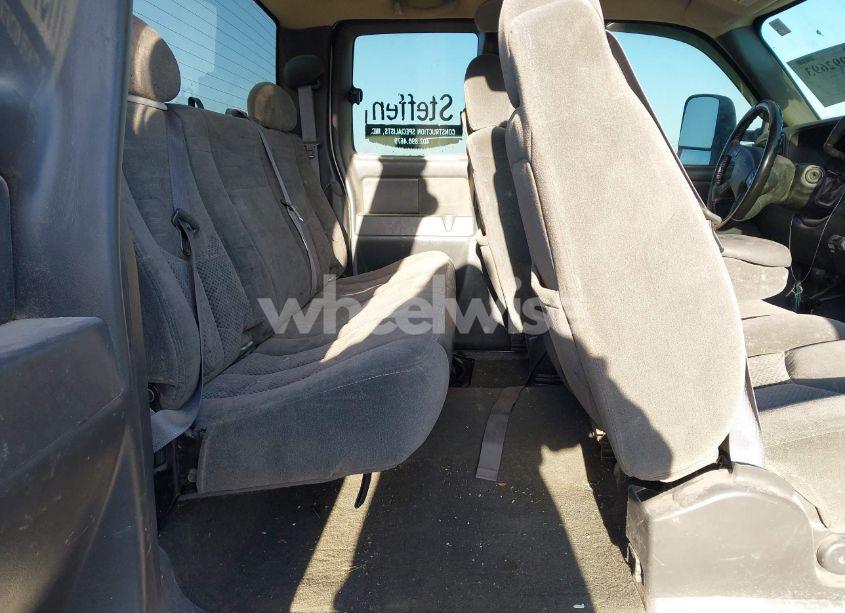 Photo 8 of 2007 Chevrolet Silverado 2500HD CLASSIC LT1 (VIN 1GCHK29U67E199504)