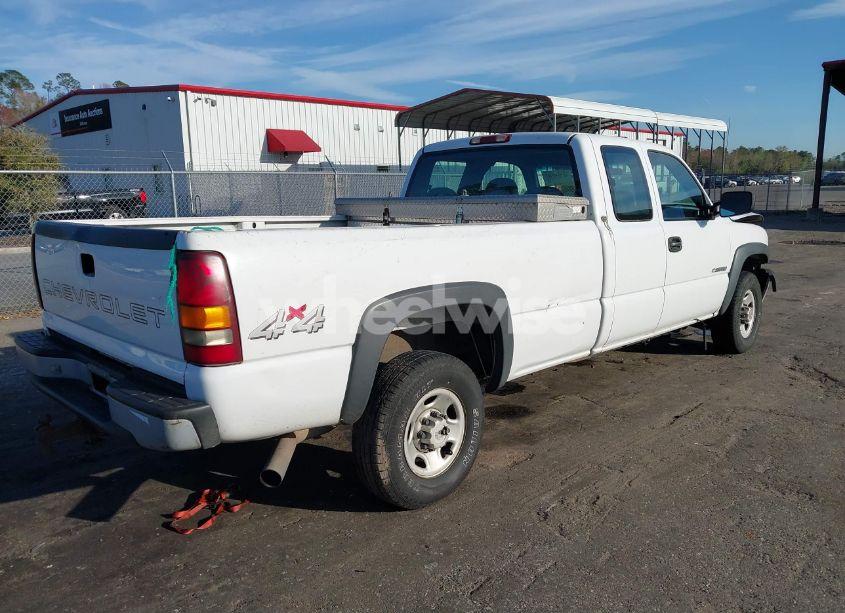 Photo 4 of 2001 Chevrolet Silverado 2500HD (VIN 1GCHK29U71E269454)