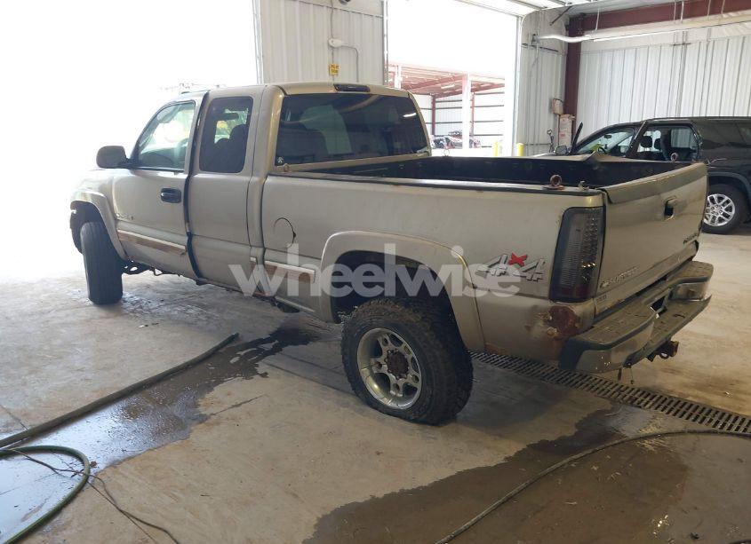 Photo 3 of 2002 Chevrolet Silverado 2500HD LS (VIN 1GCHK29U82E219163)