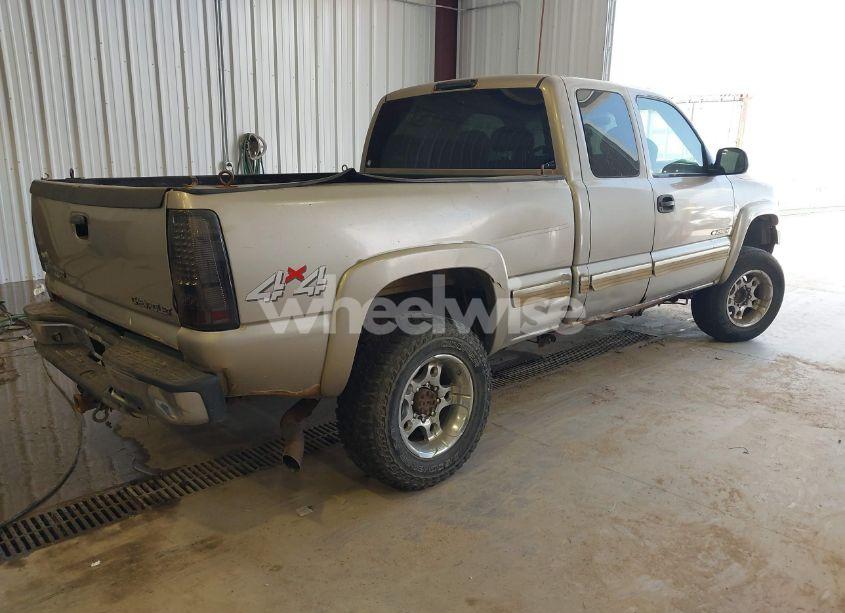 Photo 4 of 2002 Chevrolet Silverado 2500HD LS (VIN 1GCHK29U82E219163)