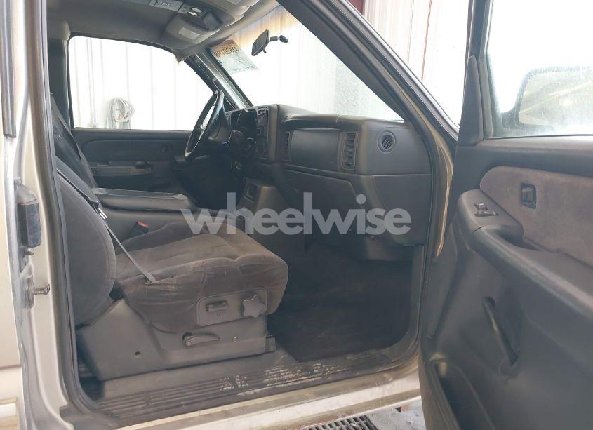 Photo 5 of 2002 Chevrolet Silverado 2500HD LS (VIN 1GCHK29U82E219163)