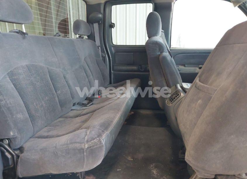 Photo 8 of 2002 Chevrolet Silverado 2500HD LS (VIN 1GCHK29U82E219163)