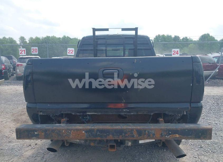 Photo 15 of 2006 Chevrolet Silverado 2500HD LT2 (VIN 1GCHK29U86E172450)