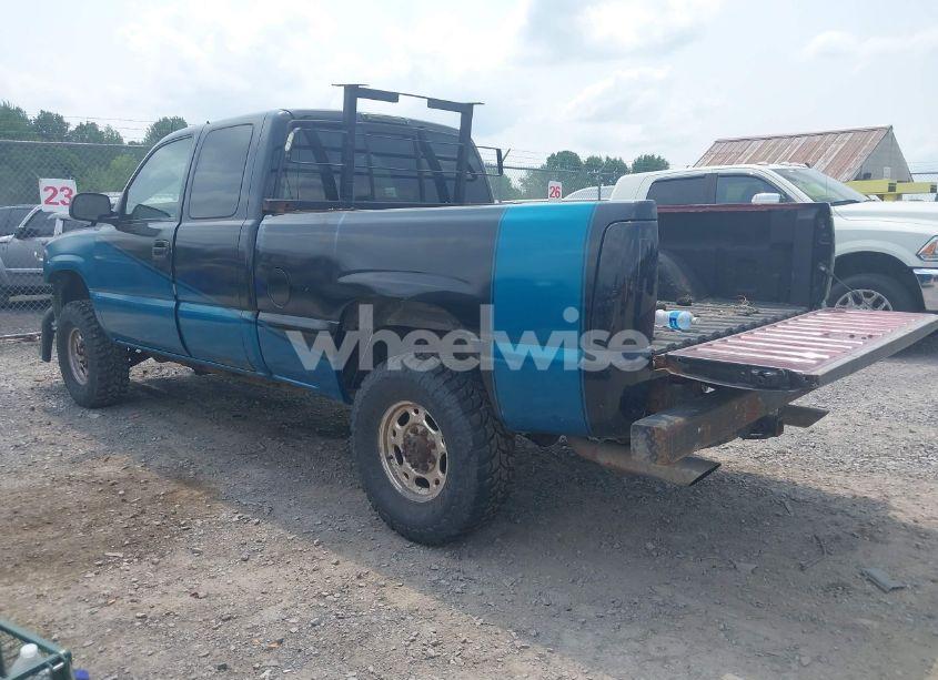 Photo 3 of 2006 Chevrolet Silverado 2500HD LT2 (VIN 1GCHK29U86E172450)