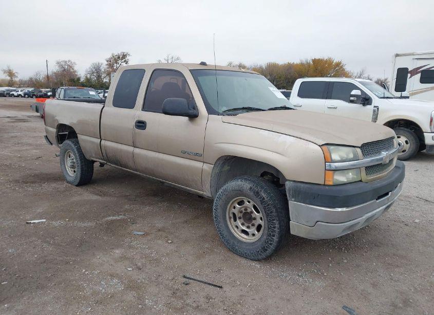 2004 Chevrolet Silverado 2500HD LS (VIN 1GCHK29U94E152348) main photo