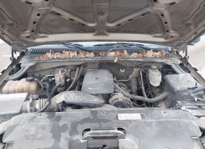 Photo 10 of 2004 Chevrolet Silverado 2500HD LS (VIN 1GCHK29U94E152348)