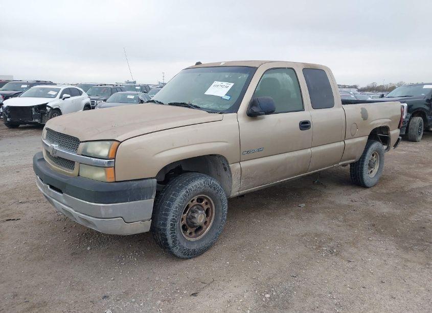 Photo 2 of 2004 Chevrolet Silverado 2500HD LS (VIN 1GCHK29U94E152348)