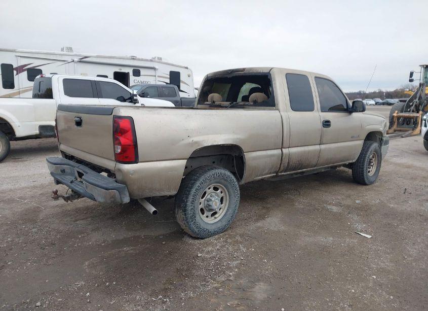 Photo 4 of 2004 Chevrolet Silverado 2500HD LS (VIN 1GCHK29U94E152348)