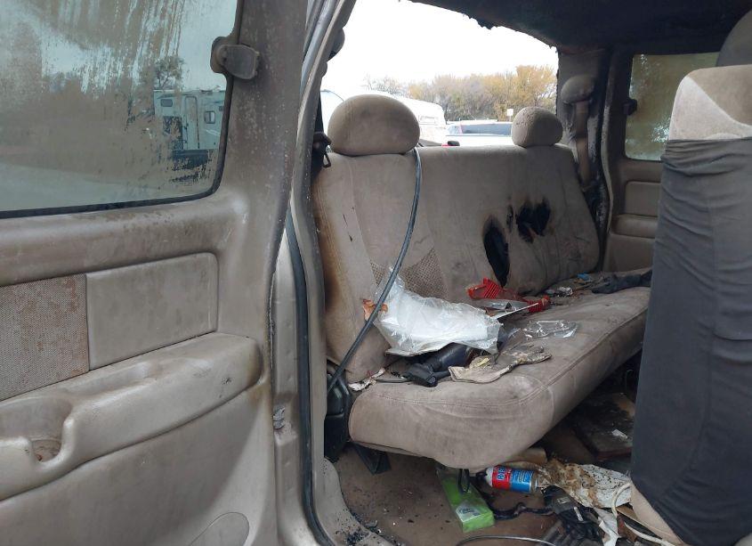 Photo 8 of 2004 Chevrolet Silverado 2500HD LS (VIN 1GCHK29U94E152348)