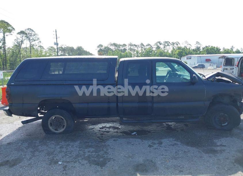 Photo 13 of 2006 Chevrolet Silverado 2500HD LT1 (VIN 1GCHK29U96E119854)