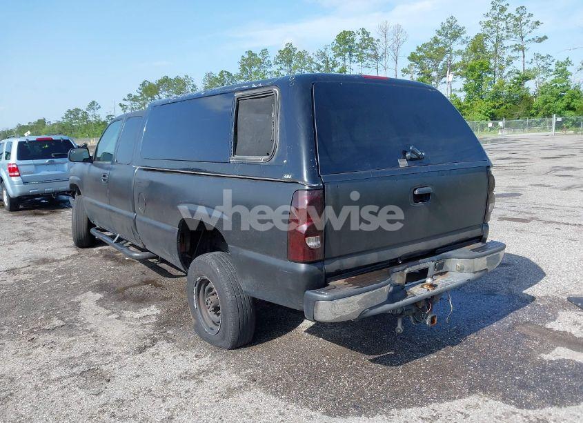 Photo 3 of 2006 Chevrolet Silverado 2500HD LT1 (VIN 1GCHK29U96E119854)