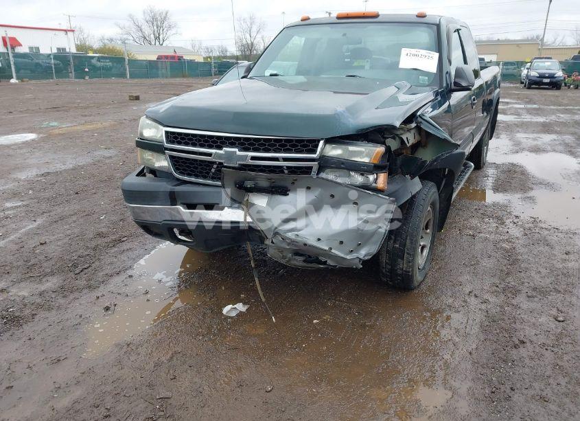 Photo 6 of 2007 Chevrolet Silverado 2500HD CLASSIC LS (VIN 1GCHK29U97E153469)