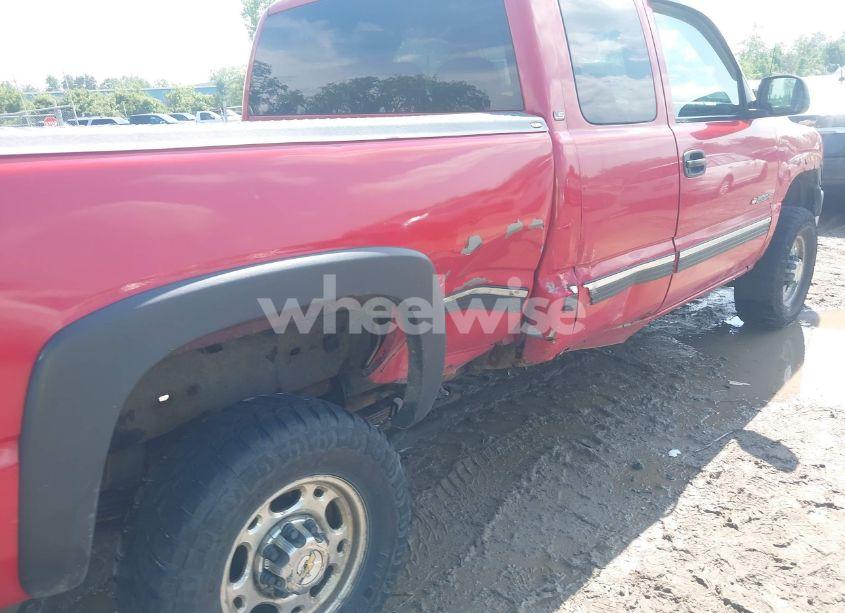 Photo 6 of 2001 Chevrolet Silverado 2500HD LS (VIN 1GCHK29UX1E261395)