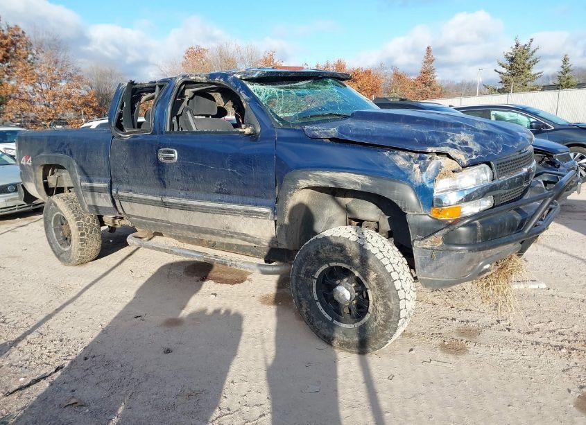 2002 Chevrolet Silverado 2500HD LS (VIN 1GCHK29UX2E101938) main photo