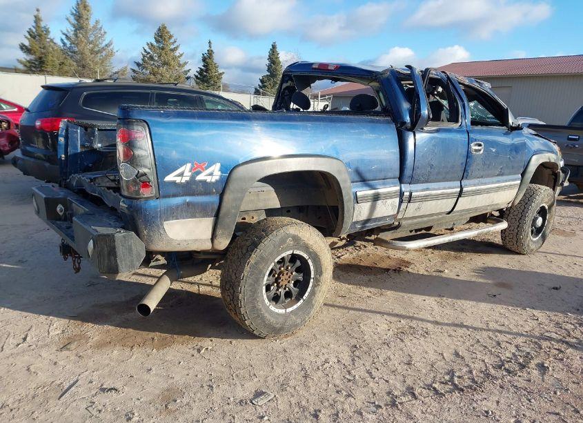 Photo 4 of 2002 Chevrolet Silverado 2500HD LS (VIN 1GCHK29UX2E101938)