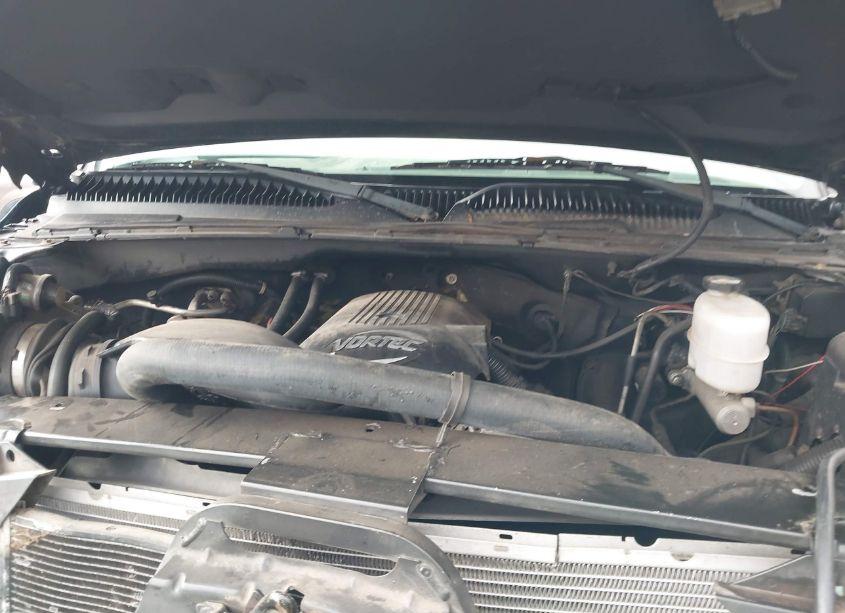 Photo 10 of 2002 Chevrolet Silverado 2500HD LS (VIN 1GCHK29UX2E258367)