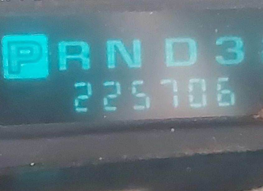 Photo 7 of 2002 Chevrolet Silverado 2500HD LS (VIN 1GCHK29UX2E258367)