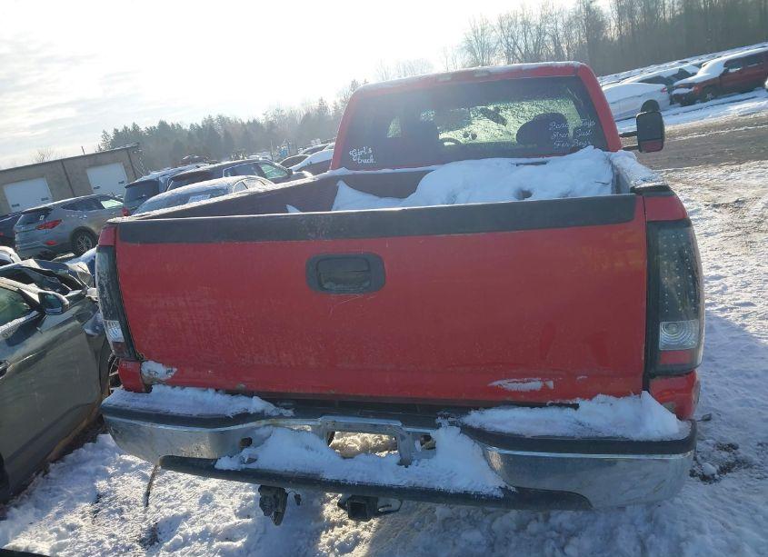 Photo 17 of 2004 Chevrolet Silverado 2500HD LS (VIN 1GCHK29UX4E354518)