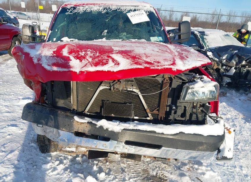 Photo 6 of 2004 Chevrolet Silverado 2500HD LS (VIN 1GCHK29UX4E354518)
