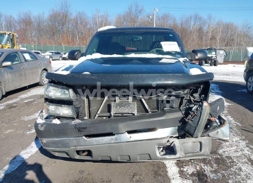 Photo 12 of 2005 Chevrolet Silverado 2500HD LS (VIN 1GCHK29UX5E194951)