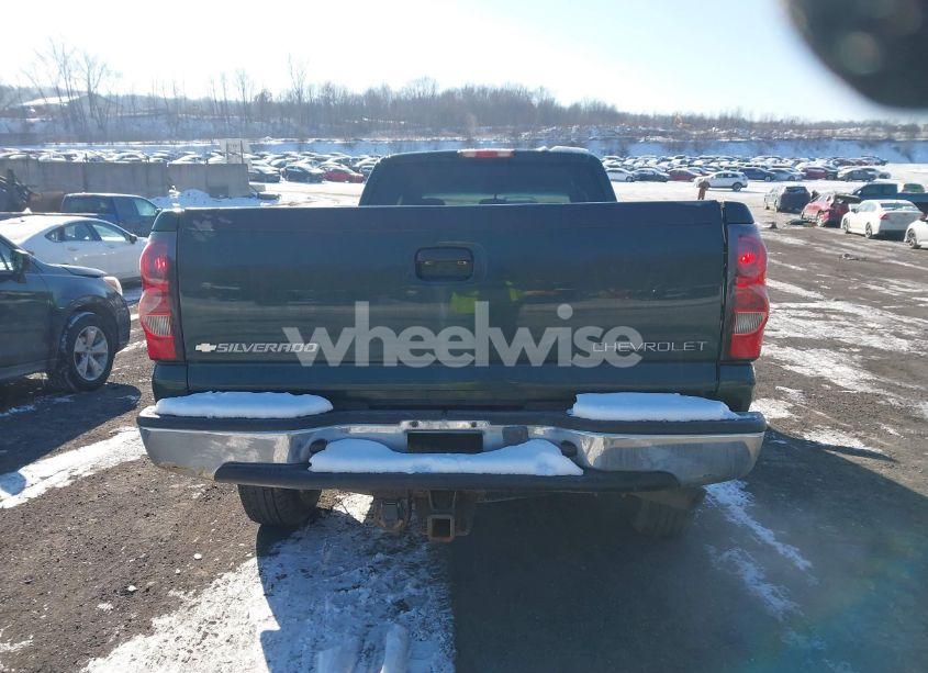 Photo 16 of 2005 Chevrolet Silverado 2500HD LS (VIN 1GCHK29UX5E194951)