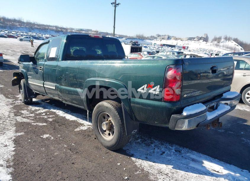 Photo 3 of 2005 Chevrolet Silverado 2500HD LS (VIN 1GCHK29UX5E194951)