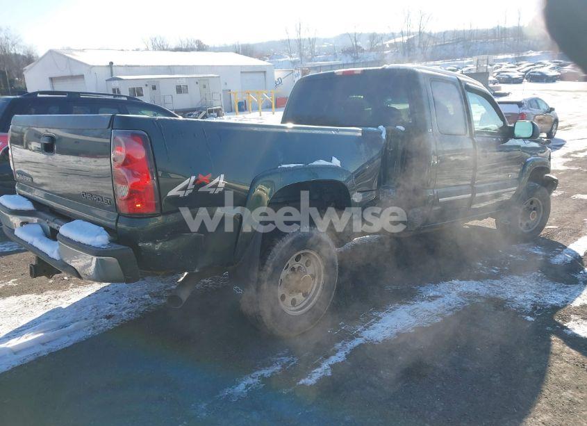 Photo 4 of 2005 Chevrolet Silverado 2500HD LS (VIN 1GCHK29UX5E194951)