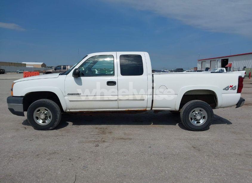 Photo 14 of 2006 Chevrolet Silverado 2500HD LT1 (VIN 1GCHK29UX6E262621)