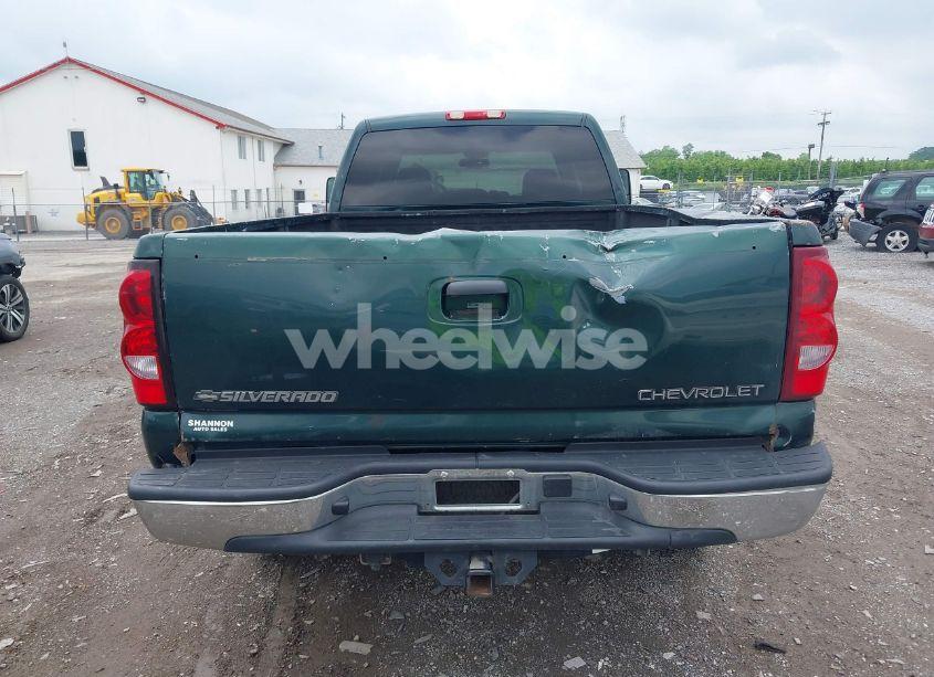 Photo 16 of 2005 Chevrolet Silverado 3500 LS (VIN 1GCHK33255F889197)
