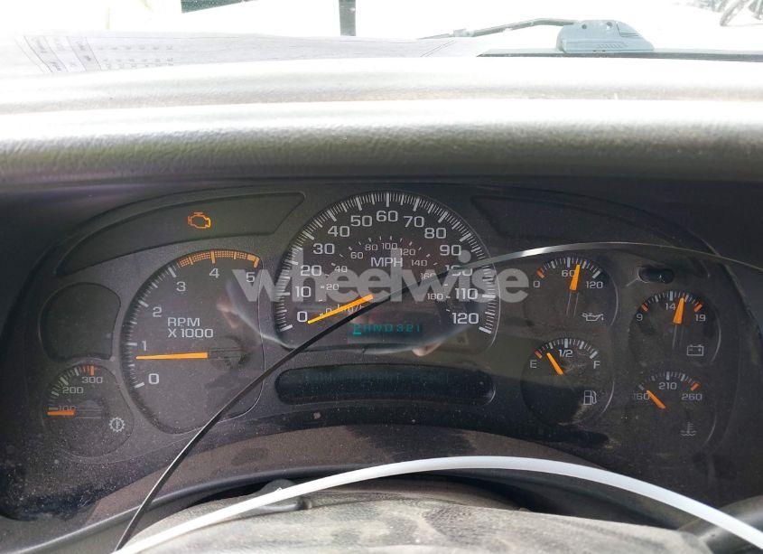 Photo 7 of 2005 Chevrolet Silverado 3500 LS (VIN 1GCHK33255F889197)