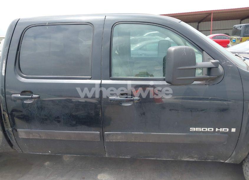 Photo 13 of 2008 Chevrolet Silverado 3500HD LTZ (VIN 1GCHK33608F201663)