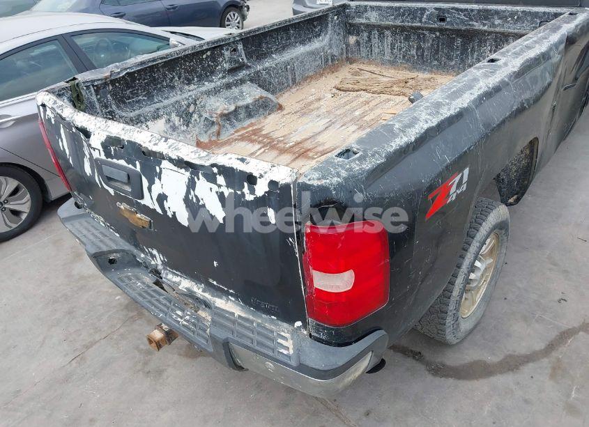 Photo 19 of 2008 Chevrolet Silverado 3500HD LTZ (VIN 1GCHK33608F201663)