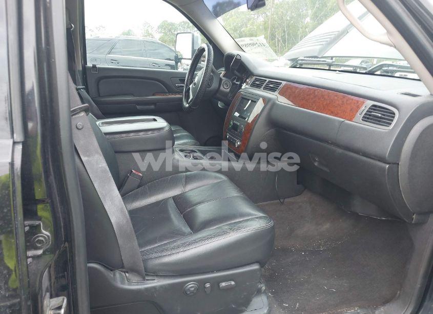 Photo 5 of 2008 Chevrolet Silverado 3500HD LTZ (VIN 1GCHK33628F125525)