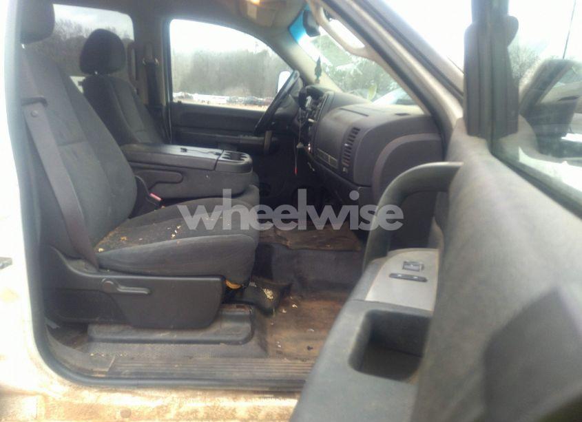 Photo 5 of 2008 Chevrolet Silverado 3500HD LT1 (VIN 1GCHK33628F149615)