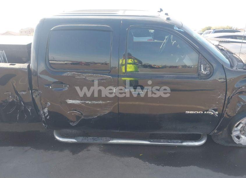 Photo 13 of 2008 Chevrolet Silverado 3500HD SRW LTZ (VIN 1GCHK33648F175777)