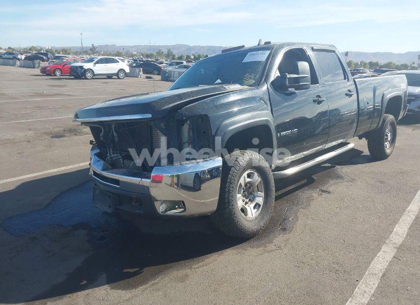 Photo 2 of 2008 Chevrolet Silverado 3500HD SRW LTZ (VIN 1GCHK33648F175777)