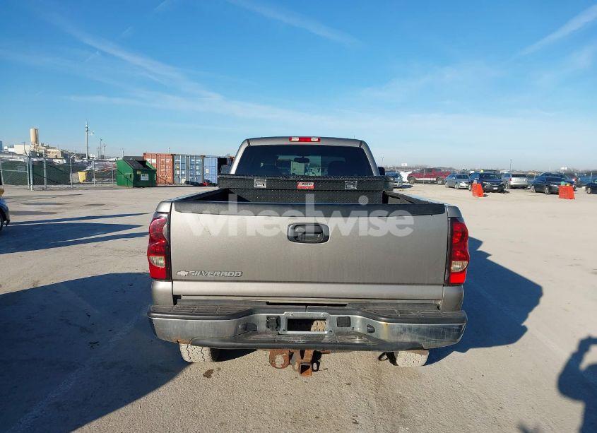 Photo 17 of 2006 Chevrolet Silverado 3500 LT1 (VIN 1GCHK33DX6F235816)