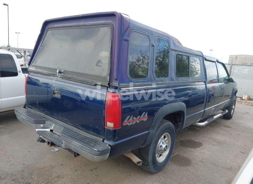 Photo 4 of 2000 Chevrolet K3500 (VIN 1GCHK33J1YF419504)