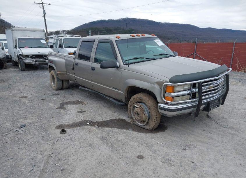 2000 Chevrolet K3500 (VIN 1GCHK33J4YF415950) main photo