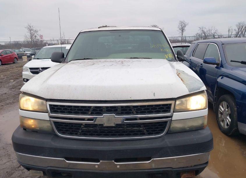 Photo 12 of 2006 Chevrolet Silverado 3500 WORK TRUCK (VIN 1GCHK33U66F232556)