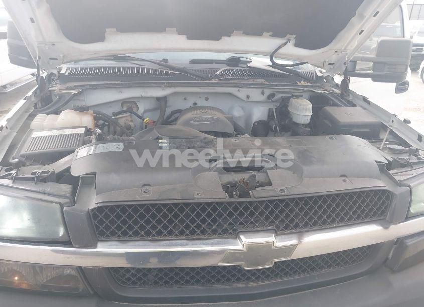 Photo 10 of 2004 Chevrolet Silverado 3500 WORK TRUCK (VIN 1GCHK33UX4F176473)