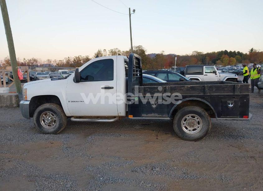 Photo 13 of 2007 Chevrolet Silverado 3500 WORK TRUCK (VIN 1GCHK34637E571928)
