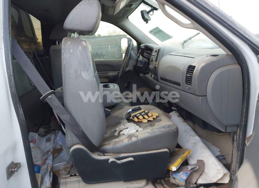 Photo 5 of 2007 Chevrolet Silverado 3500 WORK TRUCK (VIN 1GCHK34637E571928)
