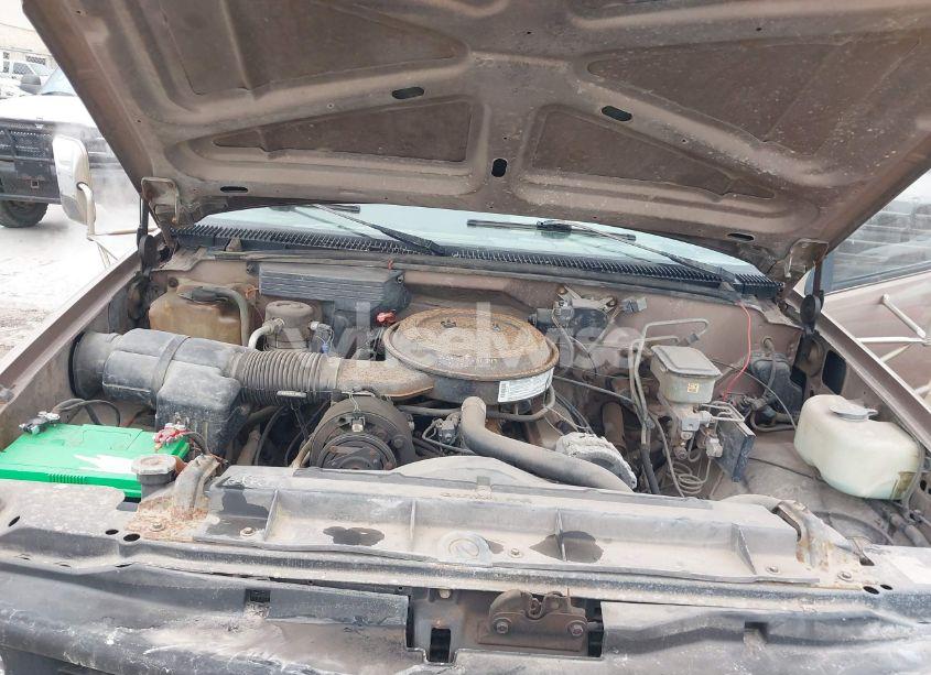 Photo 10 of 1994 Chevrolet Gmt-400 K3500 (VIN 1GCHK34N1RE291225)