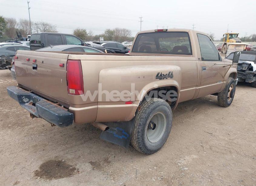 Photo 4 of 1994 Chevrolet Gmt-400 K3500 (VIN 1GCHK34N1RE291225)