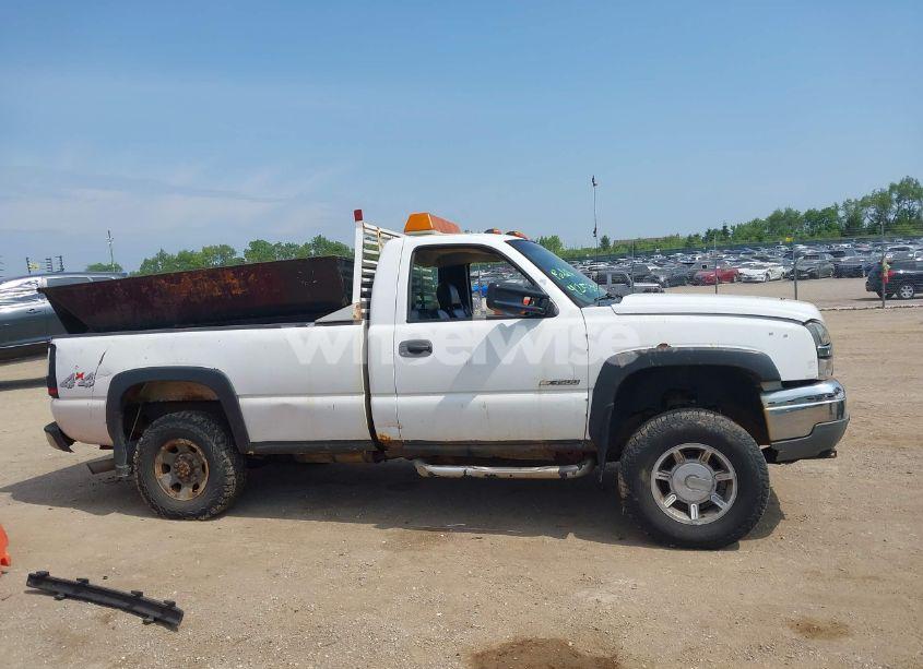 Photo 13 of 2006 Chevrolet Silverado 3500 WORK TRUCK (VIN 1GCHK34U36E213547)